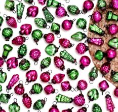 25 Pieces Pink and Green Christmas Ornaments - Vintage Golden Christmas Tree Ornaments